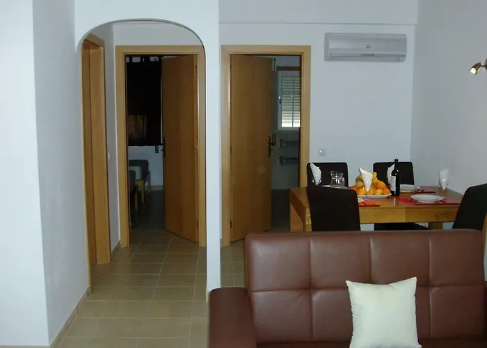 Jazzy Cool Near White Beaches *